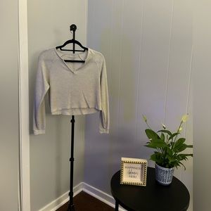 White/cream crop sweater